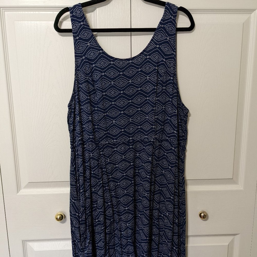 Torrid Size 2 Polka Dot/Diamond Patterned Skater Dress Knot/Open back